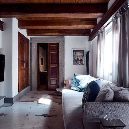 Palazzo Delle Pietre - Luxury Apartments 로마 외부 사진