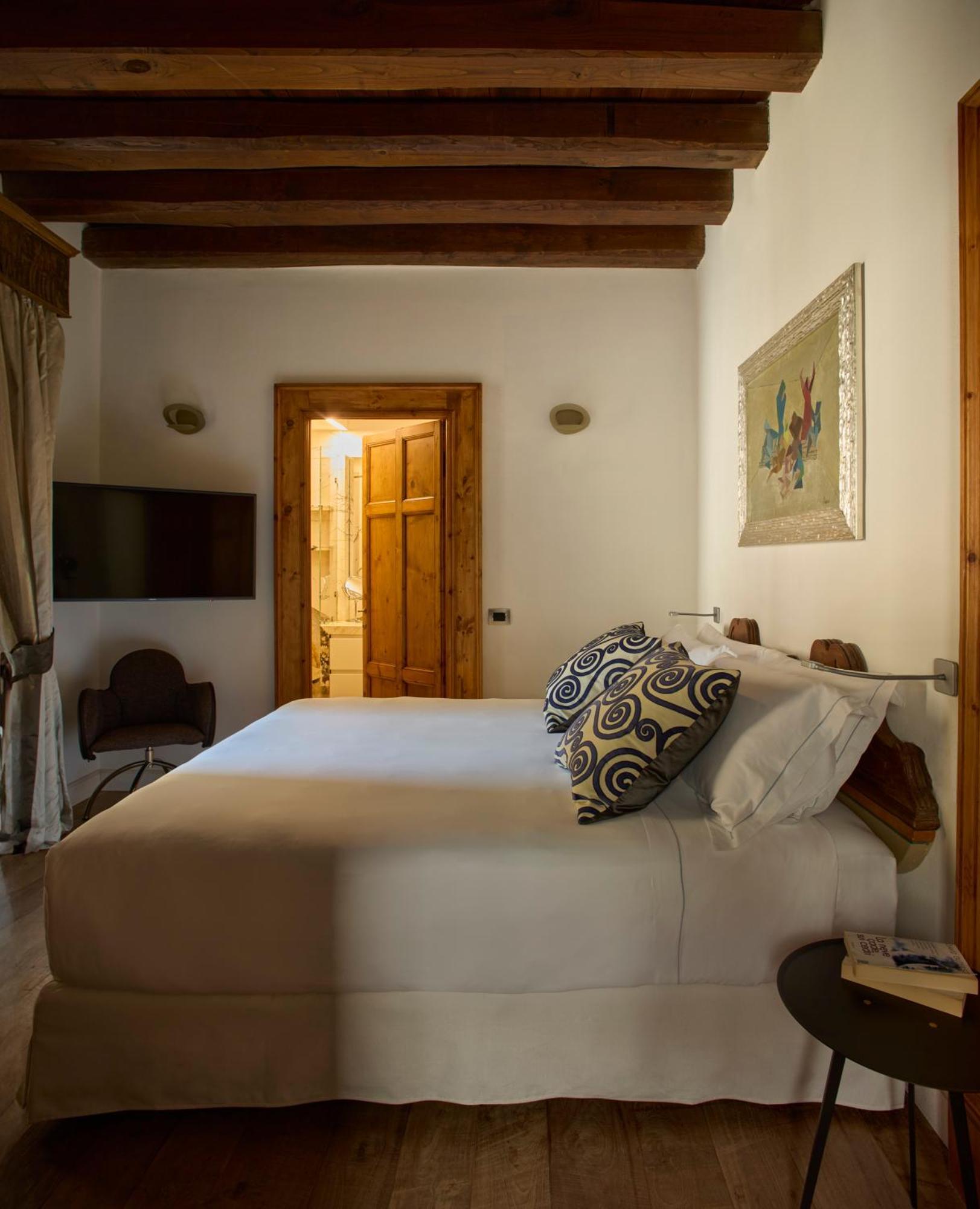 Palazzo Delle Pietre - Luxury Apartments 로마 외부 사진